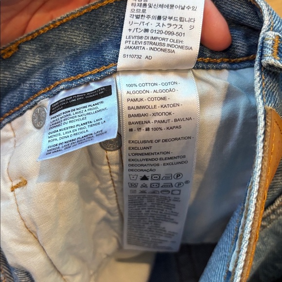 Levi’s Premium Shorts 501 Cutoff Medium Wash Size 26 - Picture 5 of 5